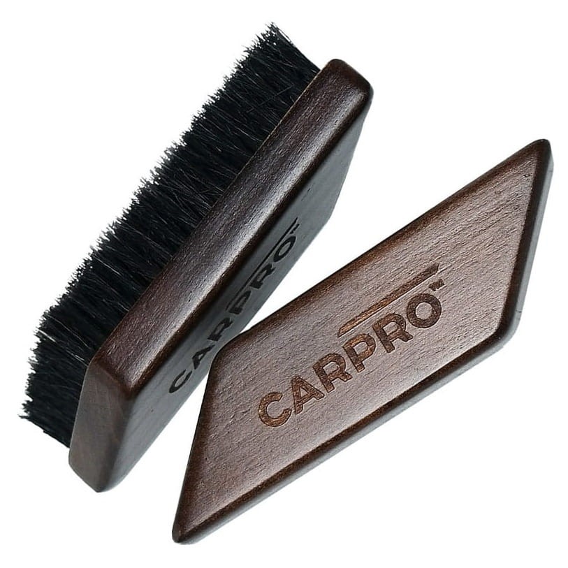 CarPro Leather and Fabric Brush - szczotka do skór i tapicerki materiałowej