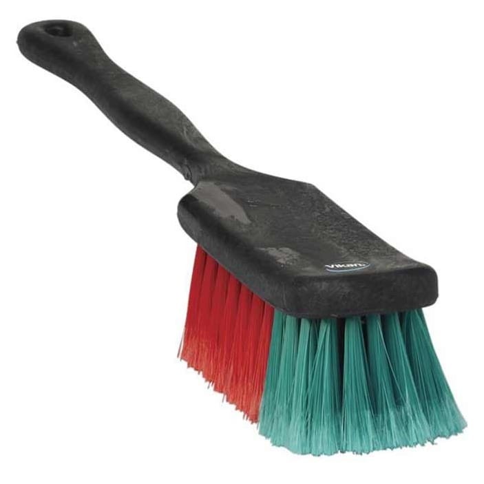 Vikan Vehicle Brush With Long Handle - szczotka na długim trzonku do mycia nadkoli