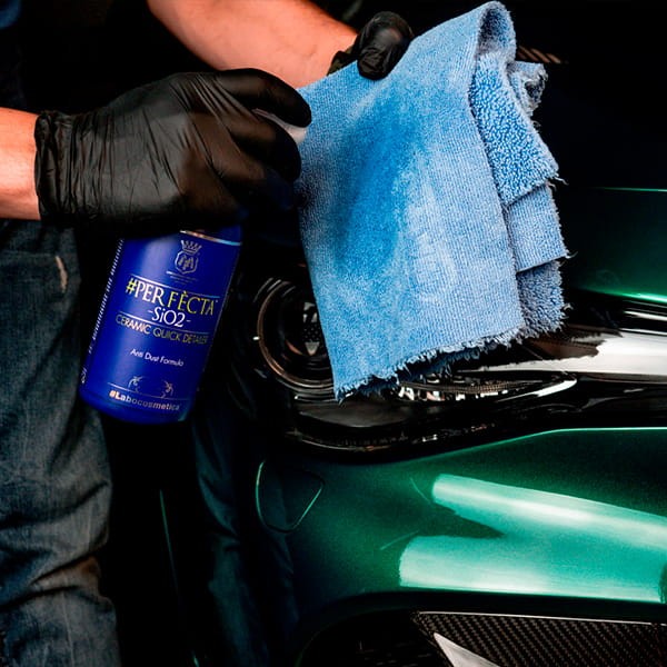 Labocosmetica Perfecta SiO2 - preparat do czyszczenia, nabłyszczania i ochrony lakieru 500ml