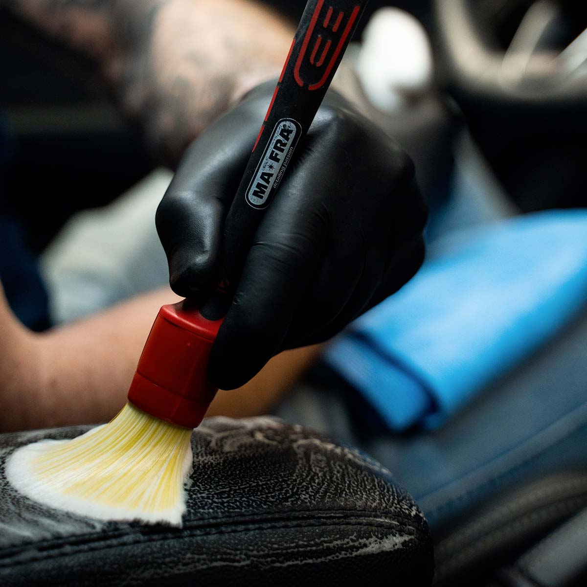 Labocosmetica Omnia 2.0 APC - uniwersalny płyn myjący do wszystkich powierzchni wewnątrz pojazdu 500ml