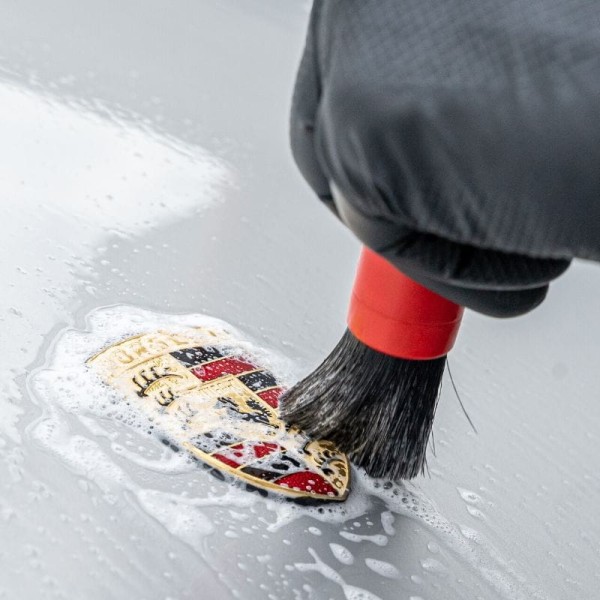 Labocosmetica Ènergo - produkt do usuwania zacieków i osadów po kwaśnych deszczach 250ml